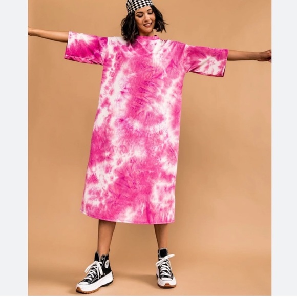 Dressed in LALA Dresses Hemmed Dressed In Lala Ozzy Dress In Pink